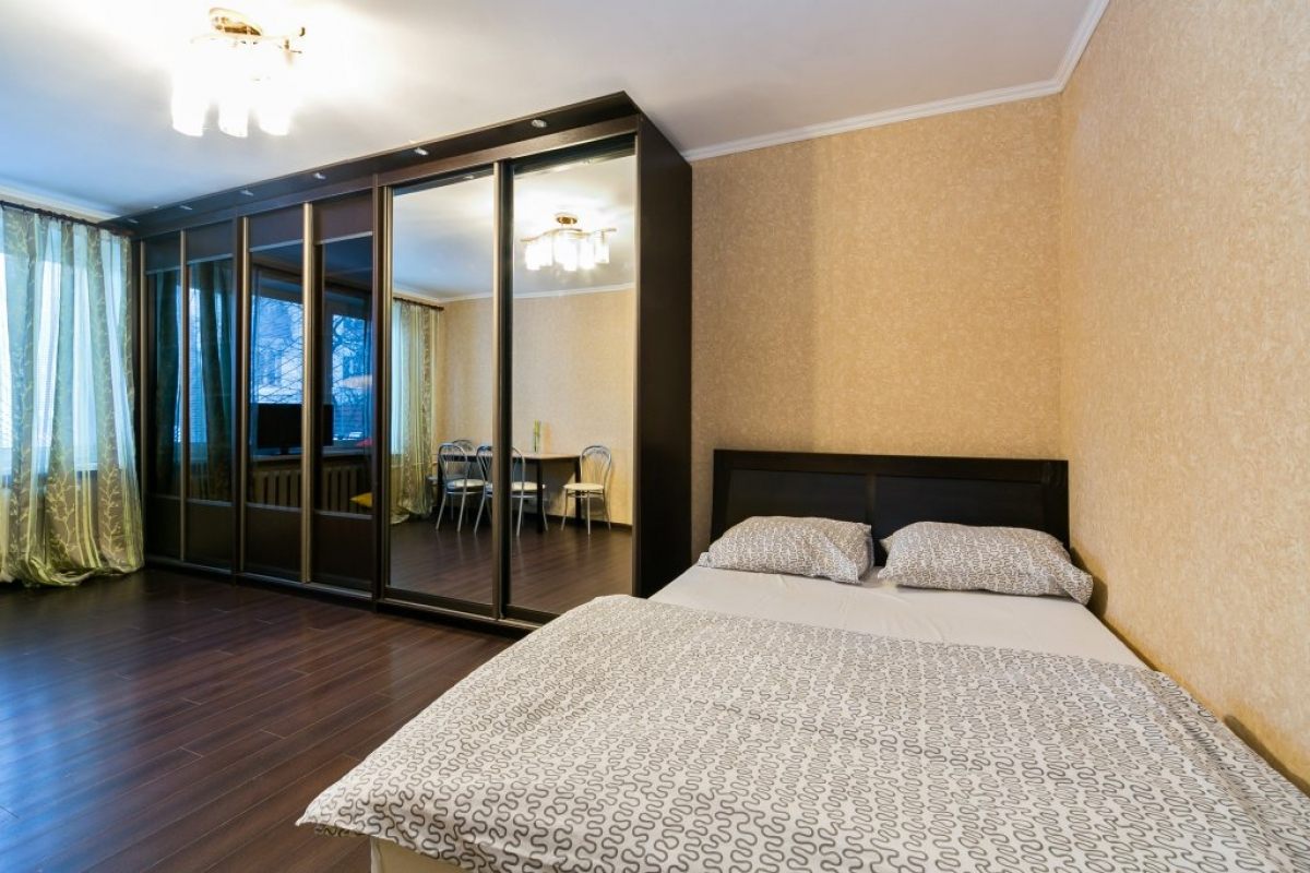 Апартаменты на рижском пр-те 72/74 отель. 1. Снять 2х комнатную квартиру в москве на сходненской. 1. Квартира метро кузминкичасавой.